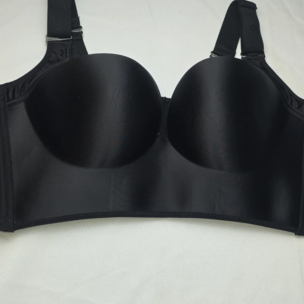Women's Intimate Shapewear Bra Black Plunging Boning Textured Inside Sz‎ 42 EUC